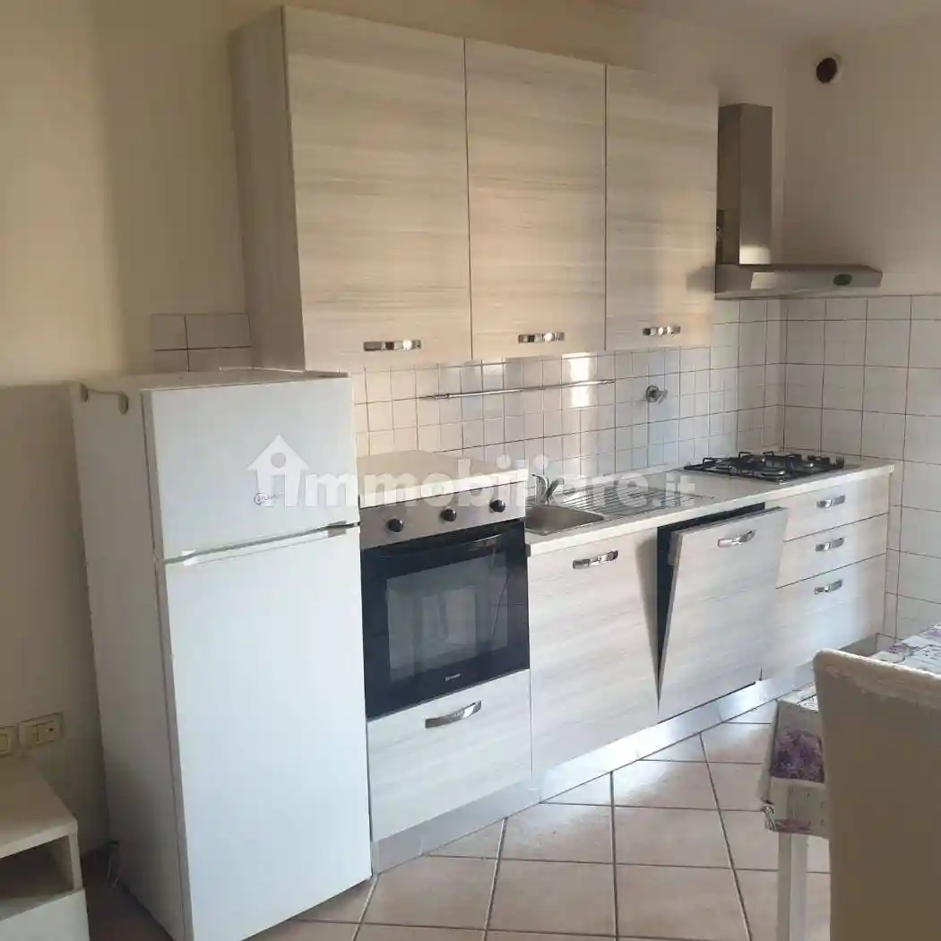 Bilocale via Martiri delle Foibe 1/m, Sacrocuore, Prato - foto 2