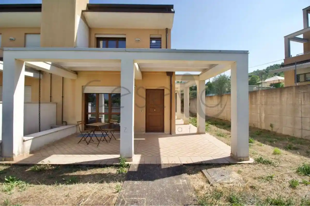 Villetta a schiera in vendita a Cesena
