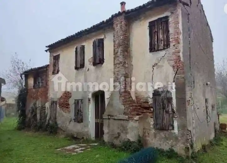 Rustico - Casale in vendita a Rovigo