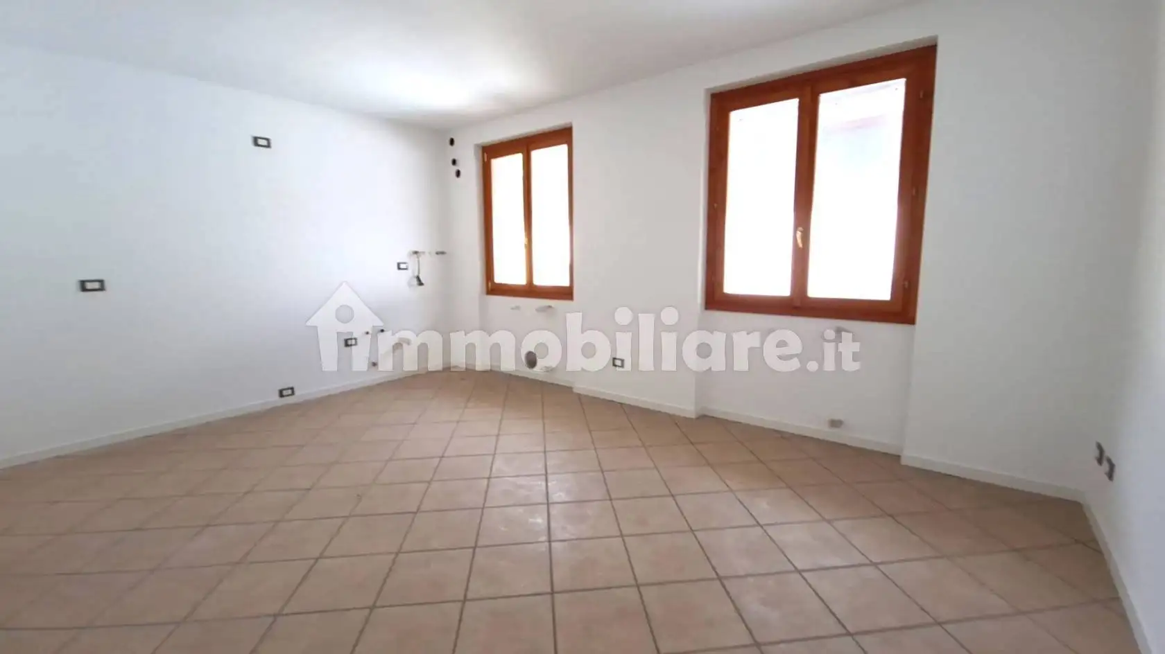 Appartamento in affitto a Adrara San Rocco