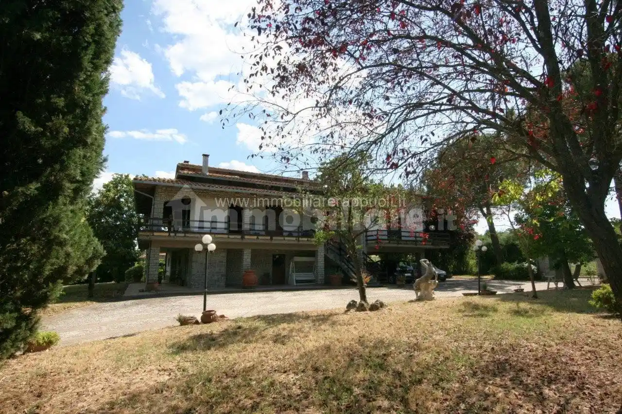 Villa in vendita a Torrita di Siena