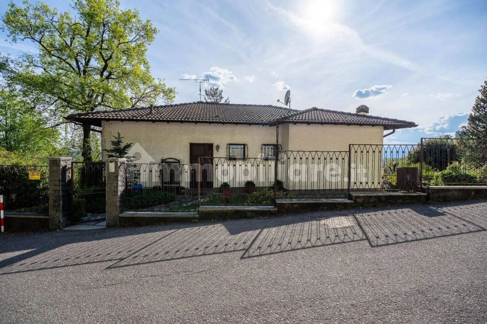 Villa in vendita a Luvinate