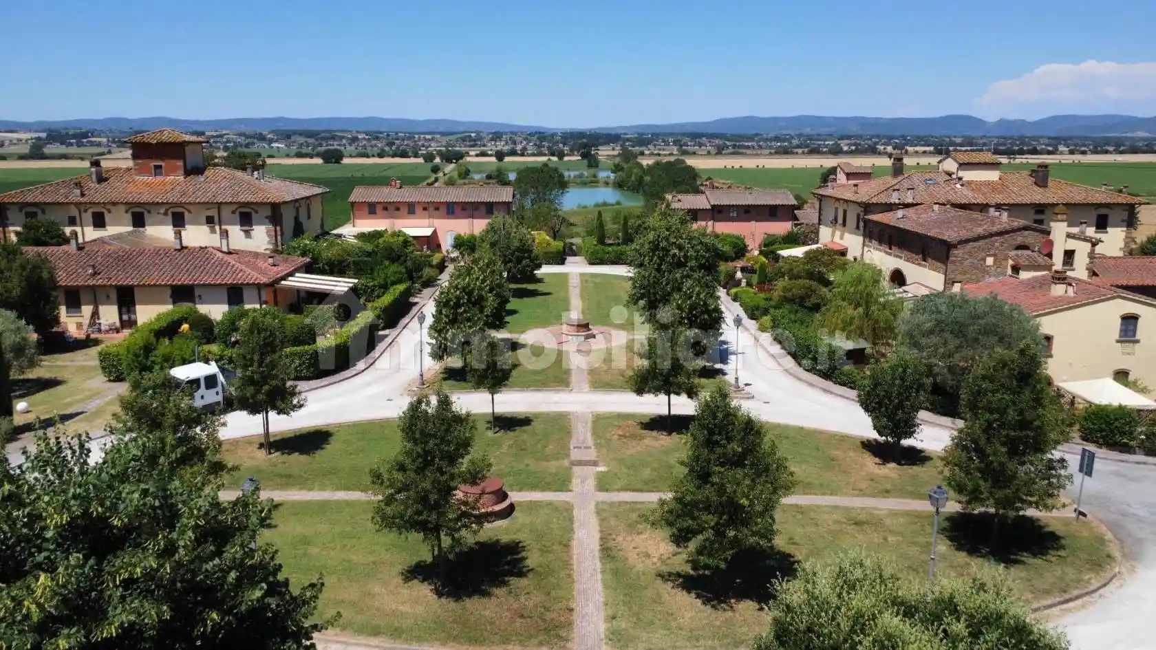 Appartamento Località Poggio Ciliegio, Frassineto, Arezzo - foto 3