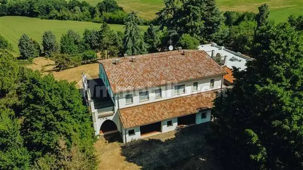 Villa in vendita a Valsamoggia