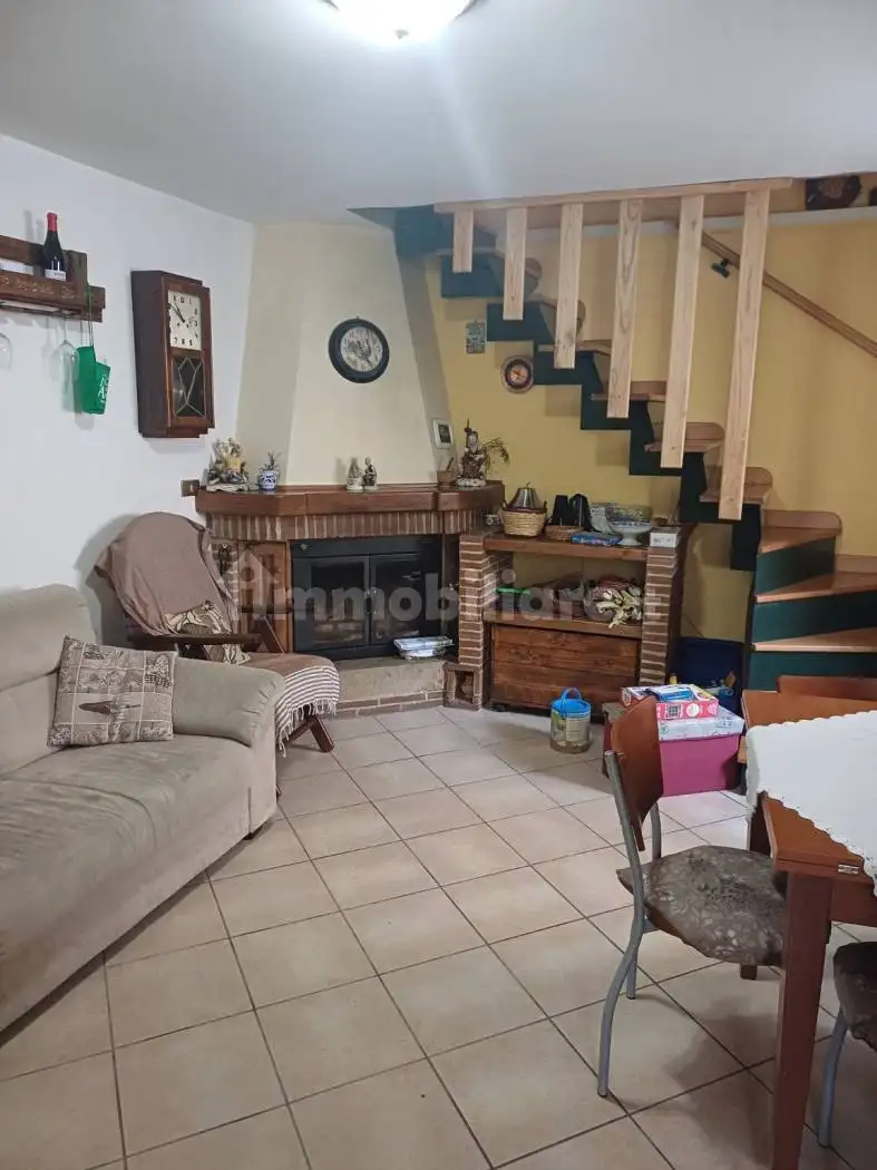 Terratetto unifamiliare via dei Siculi, Colleviati Villette, Borgorose - foto 3