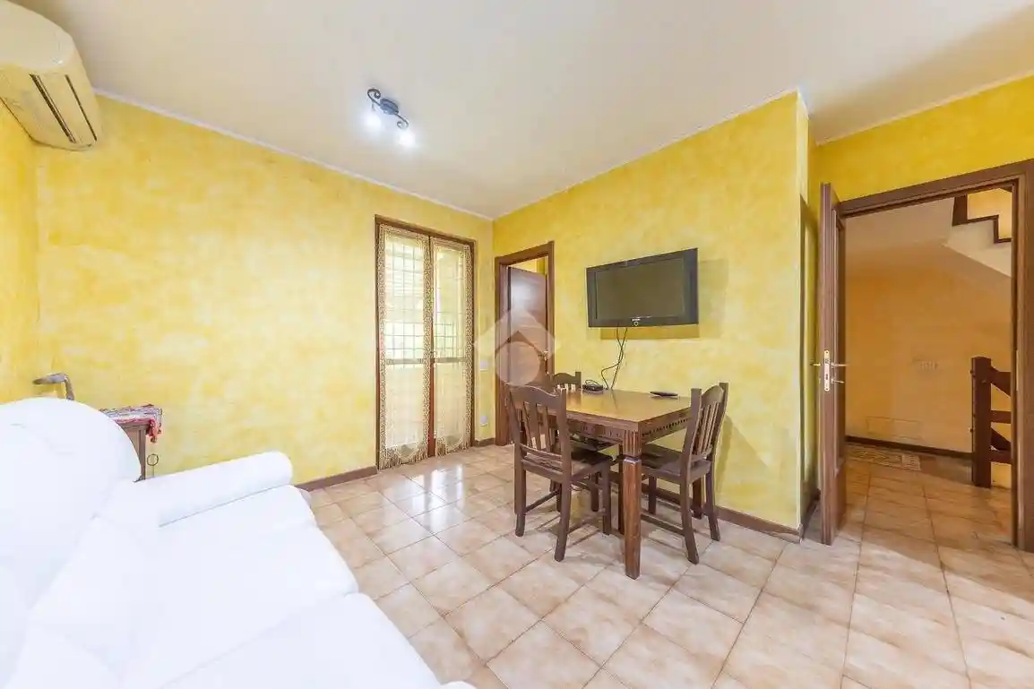 Villa a schiera via del Fosso dell'Acqua Mariana 1, Morena, Roma - foto 2