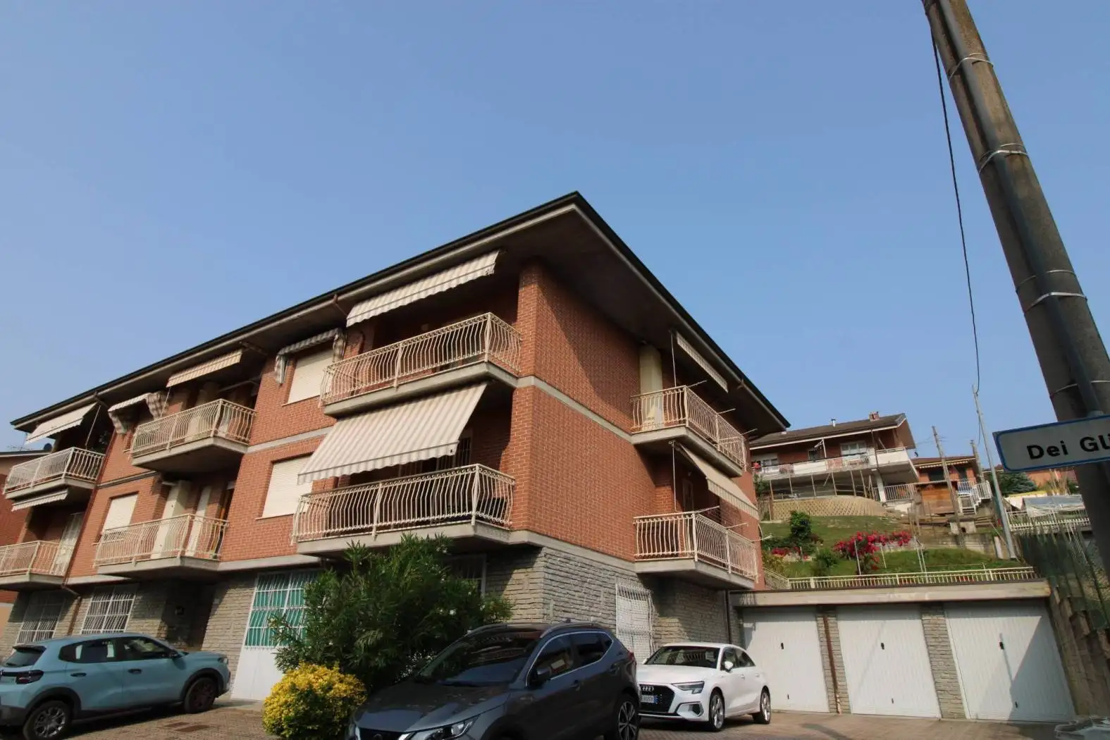 Appartamento in vendita a Grinzane Cavour