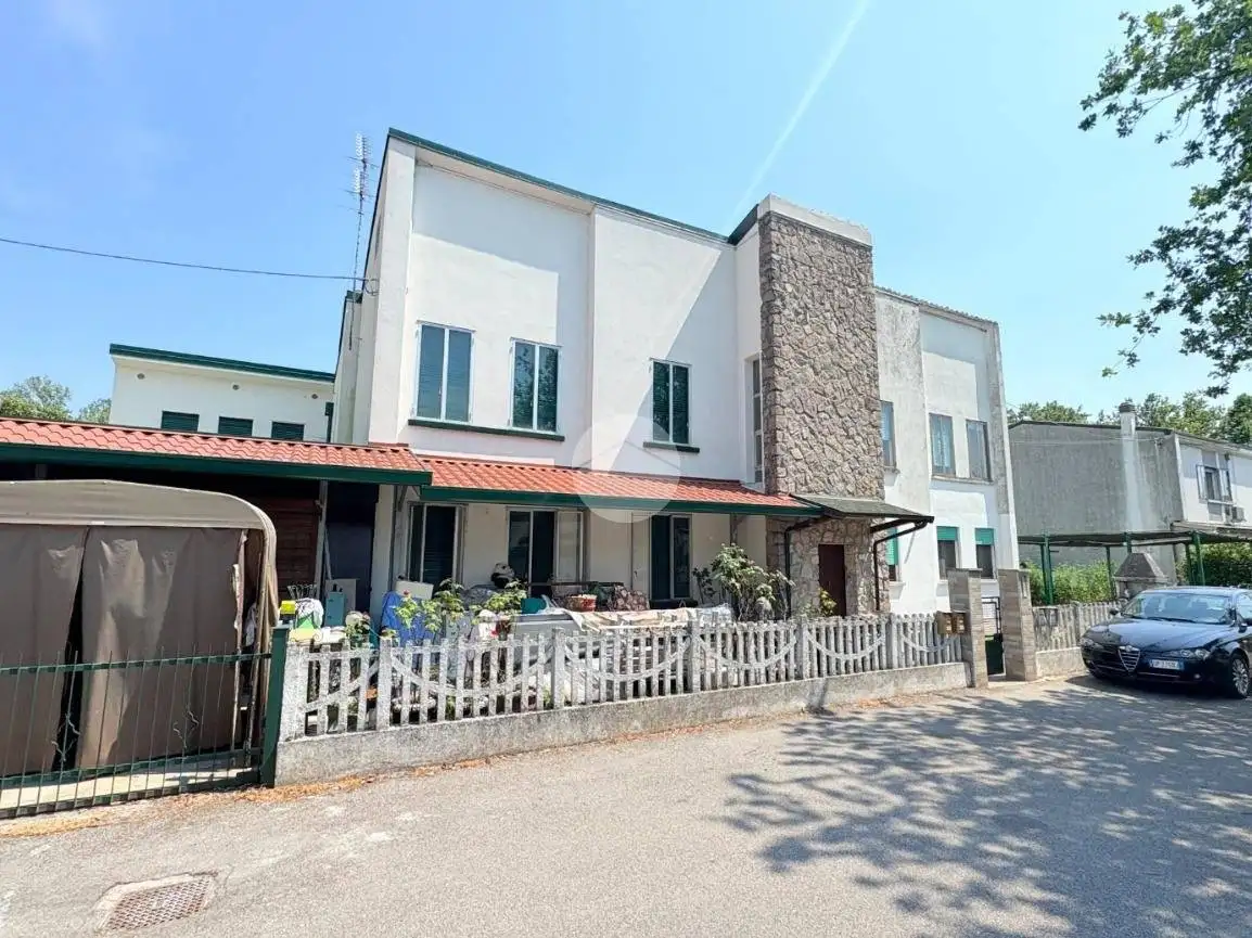 Bilocale via F. li Rosselli 25, Battaglia Terme - foto 2