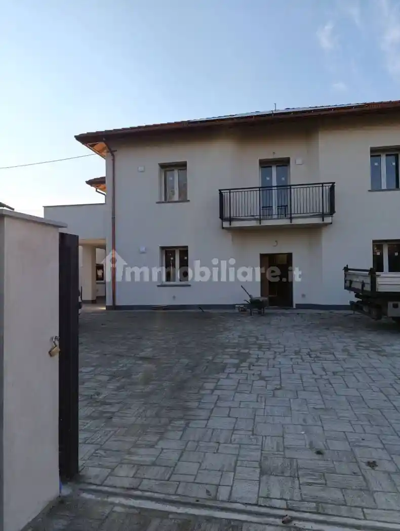 Trilocale via Antonio Locatelli, Bariano - foto 2