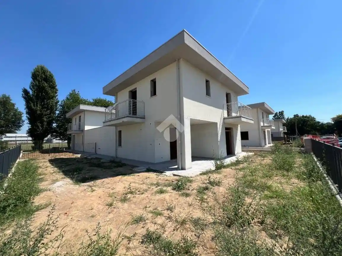 Villa in vendita a Verolanuova