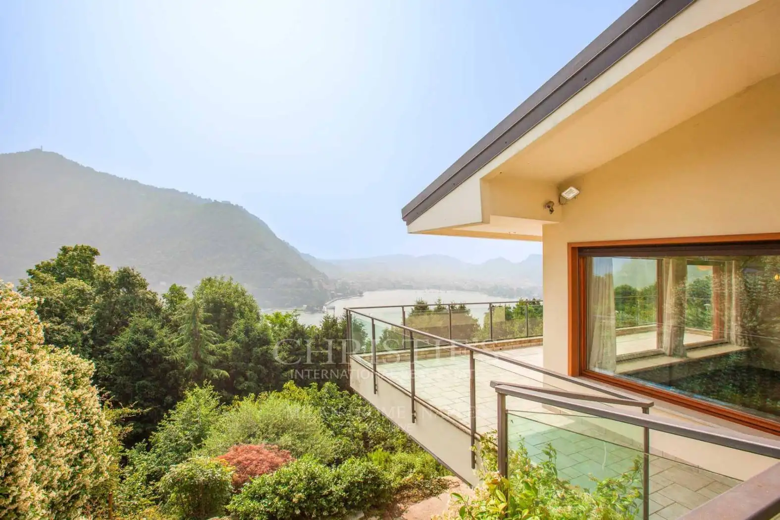 Villa in vendita a Como