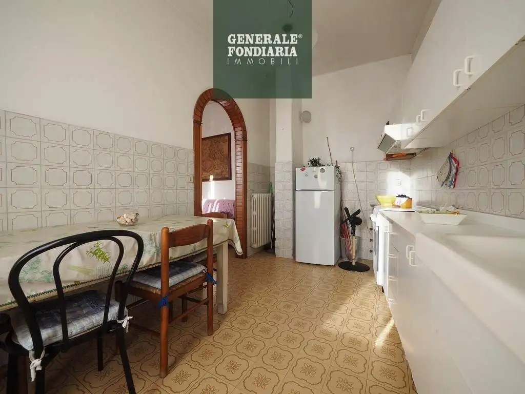 Trilocale via Alessandro Manzoni 7, Ceparana Carpena, Bolano - foto 5