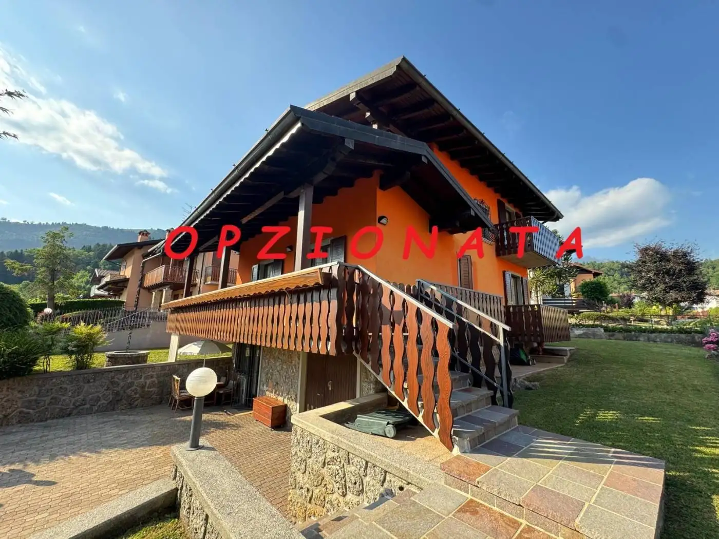 Villa in vendita a Fino del Monte