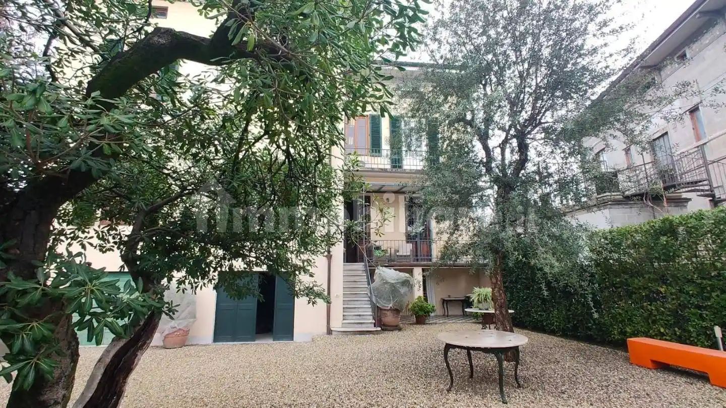 Appartamento in vendita a Lucca