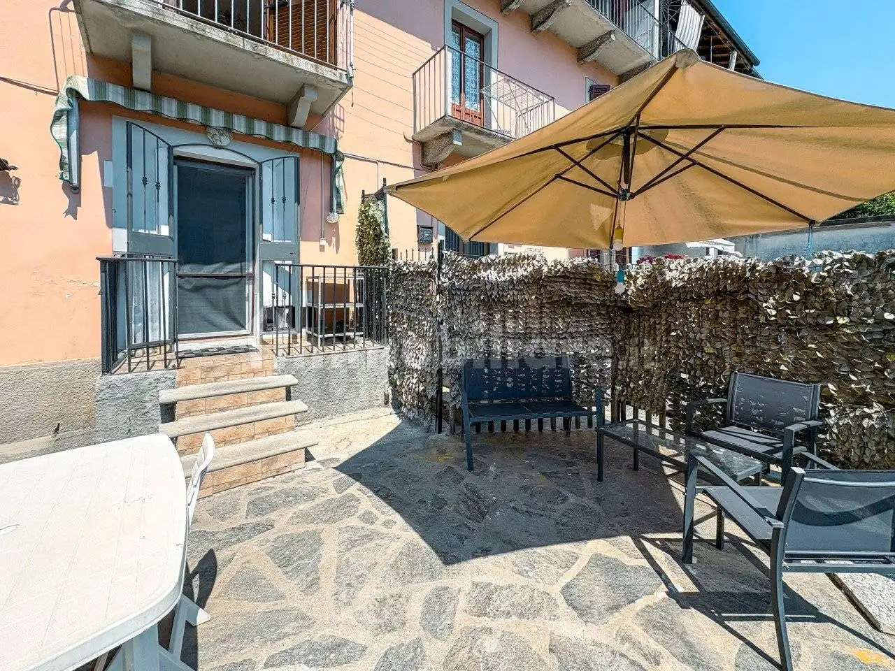 Casa indipendente in vendita a Verbania