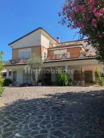 Villa unifamiliare via Noceromana, Cervaro - foto 5