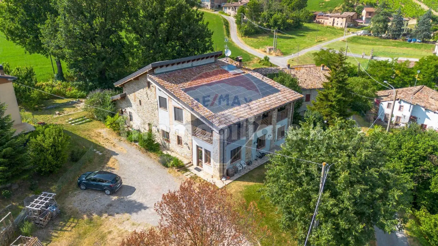 Casa indipendente in vendita a Vernasca