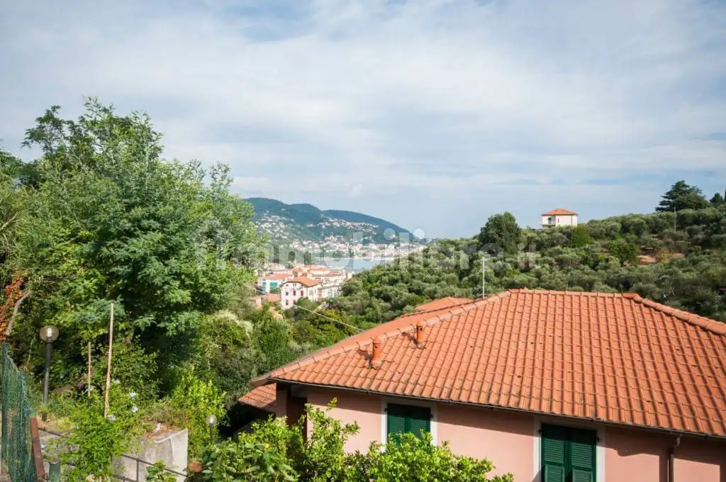 Appartamento in vendita a Lerici