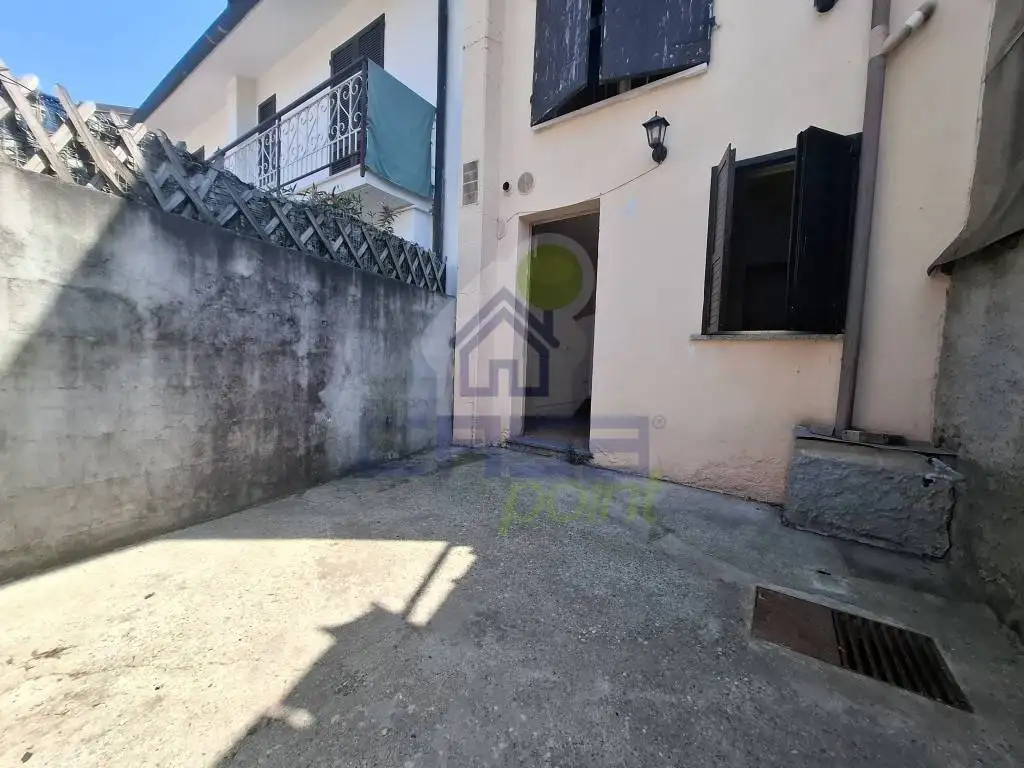 Terratetto plurifamiliare via Xx Settembre, Centro, Castelnuovo Bocca d'Adda - foto 2