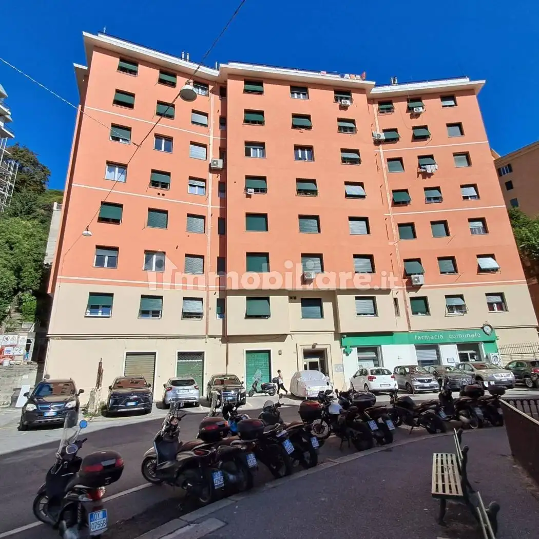 Appartamento in vendita a Genova