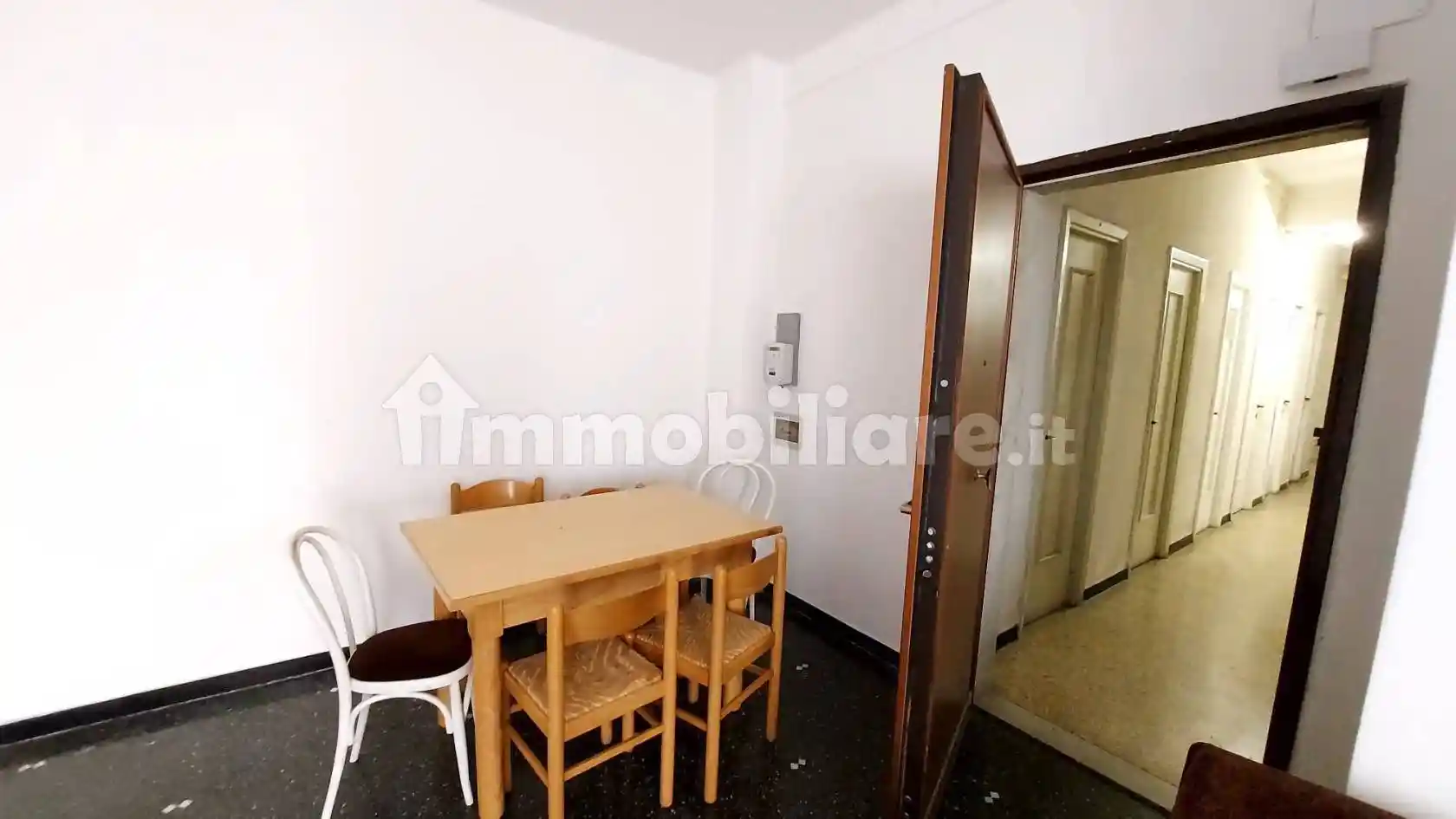 Trilocale via Antonio Burlando 24, Staglieno, Genova - foto 4