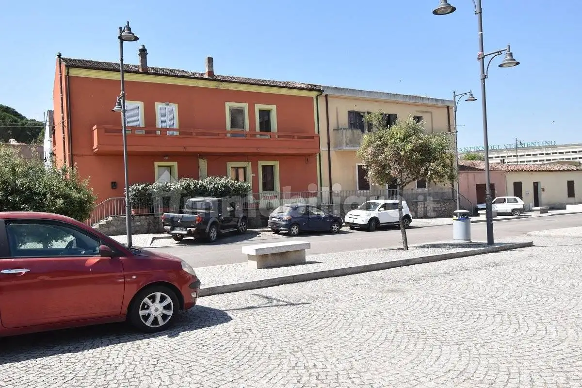 Appartamento in vendita a Monti