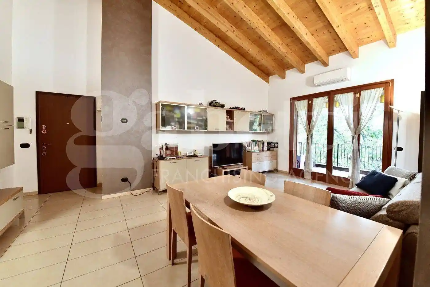 Appartamento in vendita a Monza