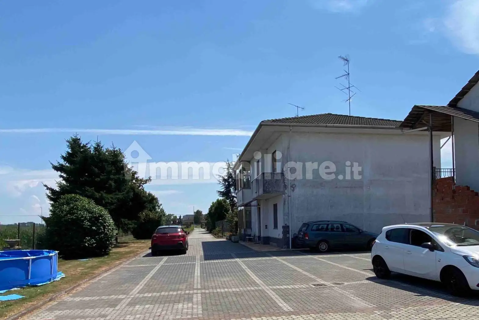 Casa indipendente in vendita a Borgolavezzaro