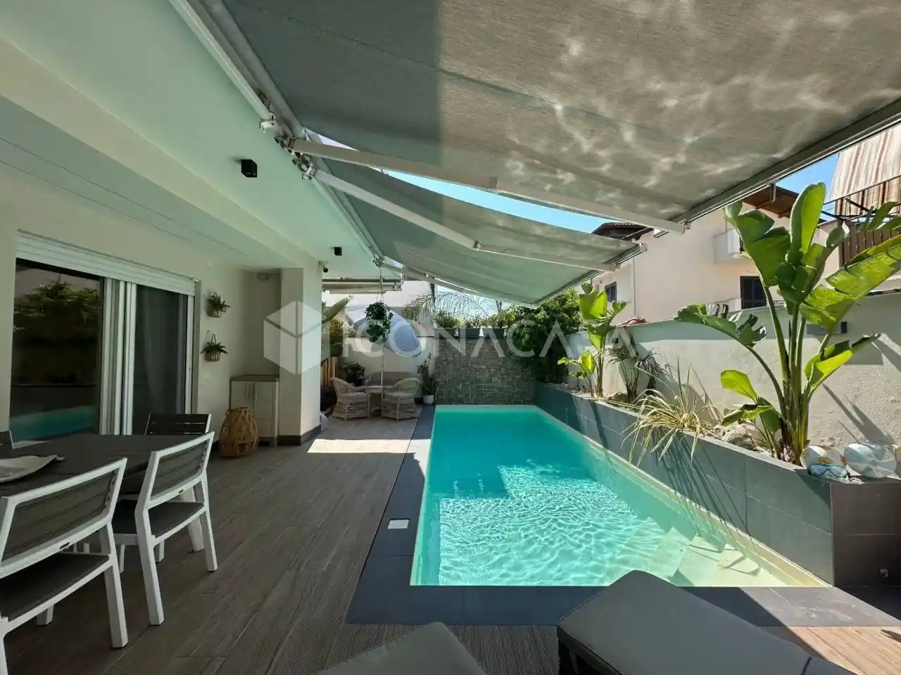 Villa in vendita a Parete