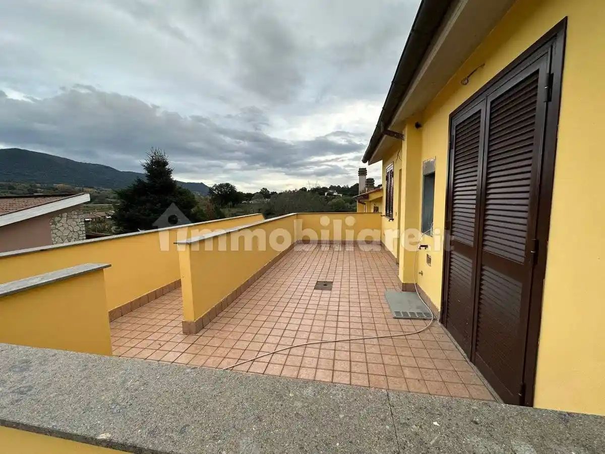 Appartamento in vendita a Montecastrilli