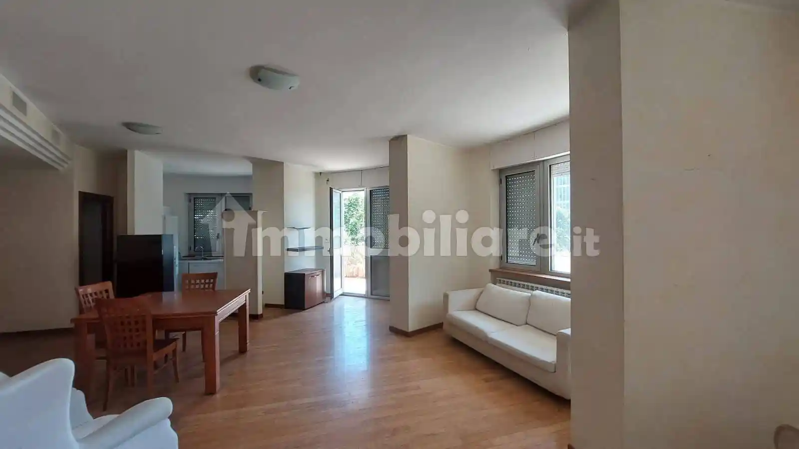 Trilocale via Raffaele Paolucci 1, Via Venezia - Lungofiume Paolucci, Pescara - foto 2