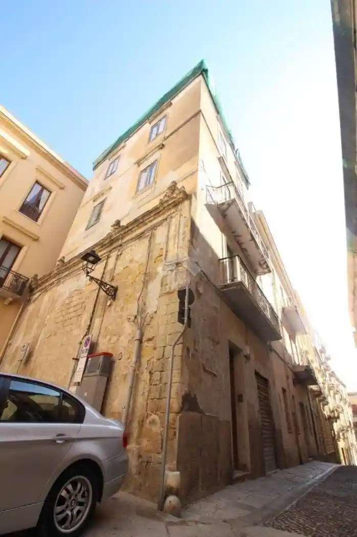 Palazzo - Edificio in vendita a Trapani