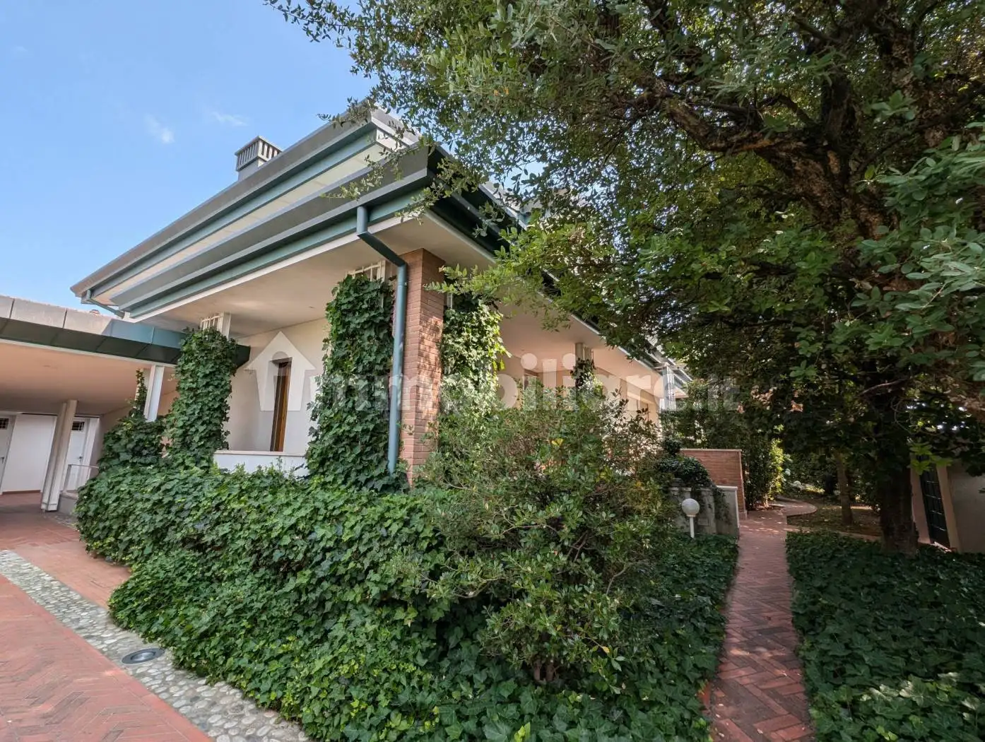 Villa in vendita a Pordenone