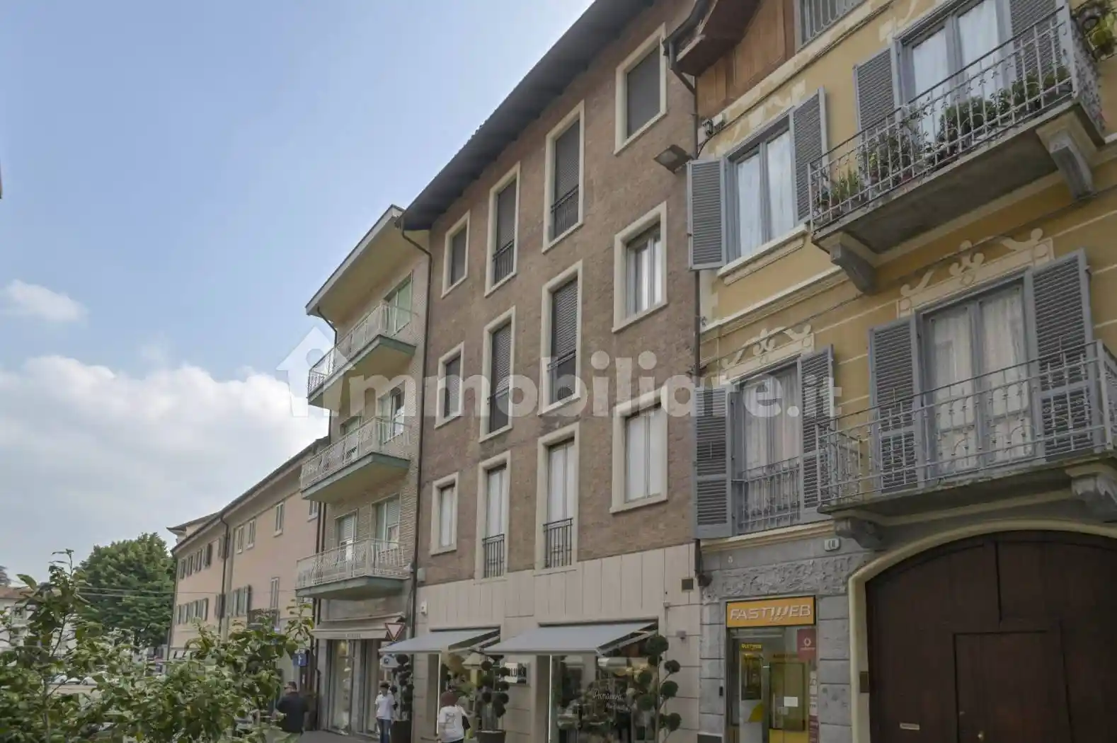 Palazzo - Edificio in vendita a Rivoli