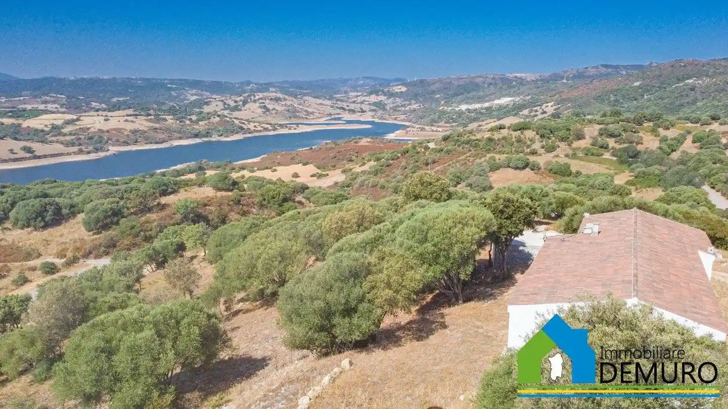 Villa in vendita a Luras