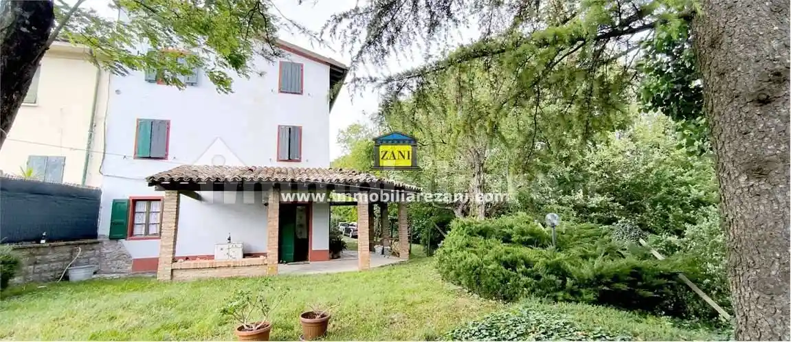 Casa indipendente in vendita a Salsomaggiore Terme