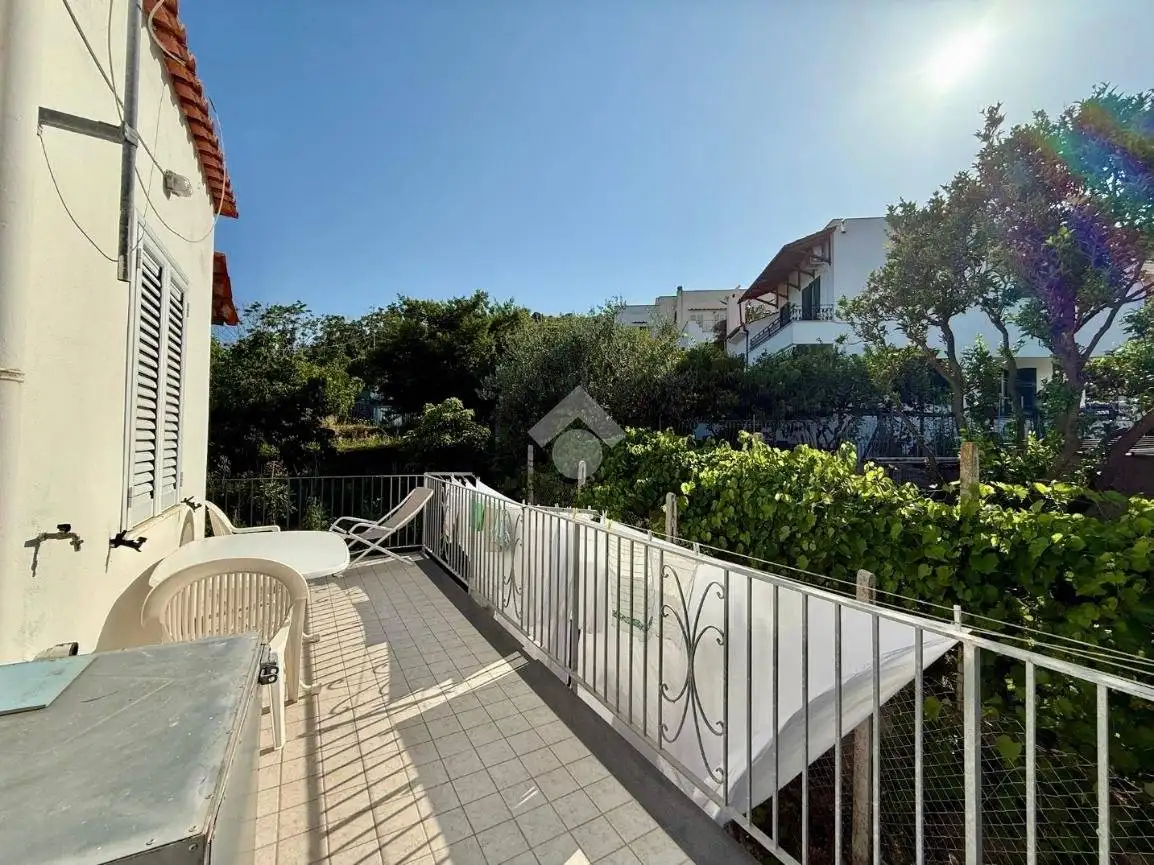 Appartamento in vendita a Ischia