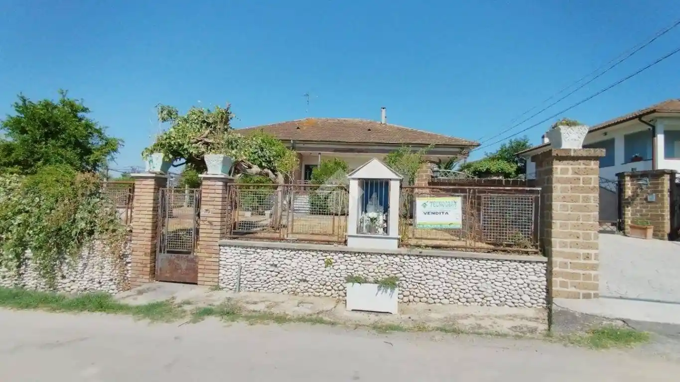 Villa unifamiliare via santa lucia 78, Santa Lucia, Cervaro - foto 2