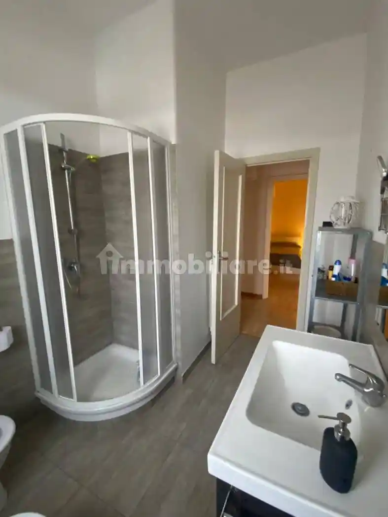 Palazzo - Edificio in Affitto - foto 5