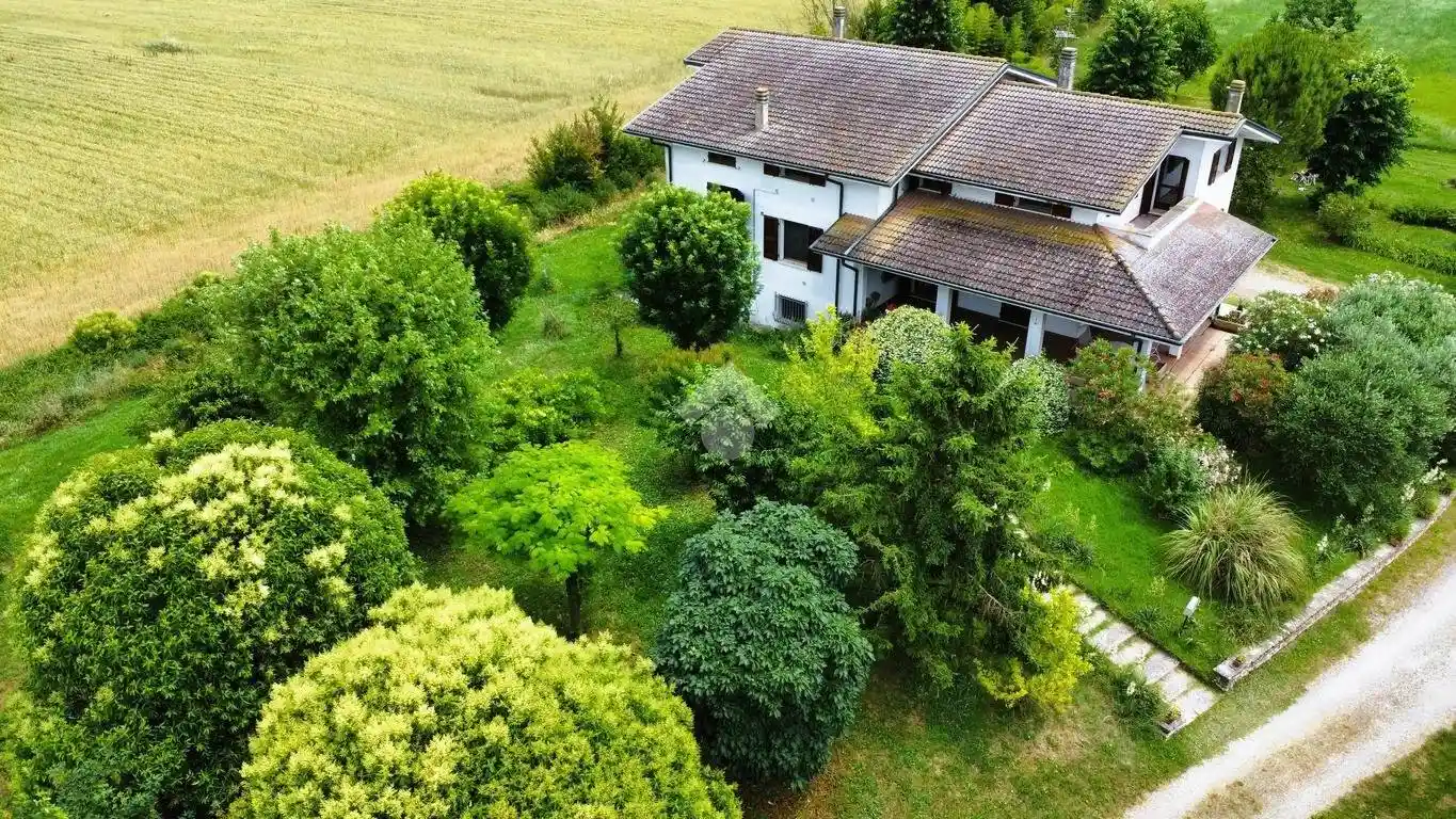 Villa in vendita a Bagnolo San Vito