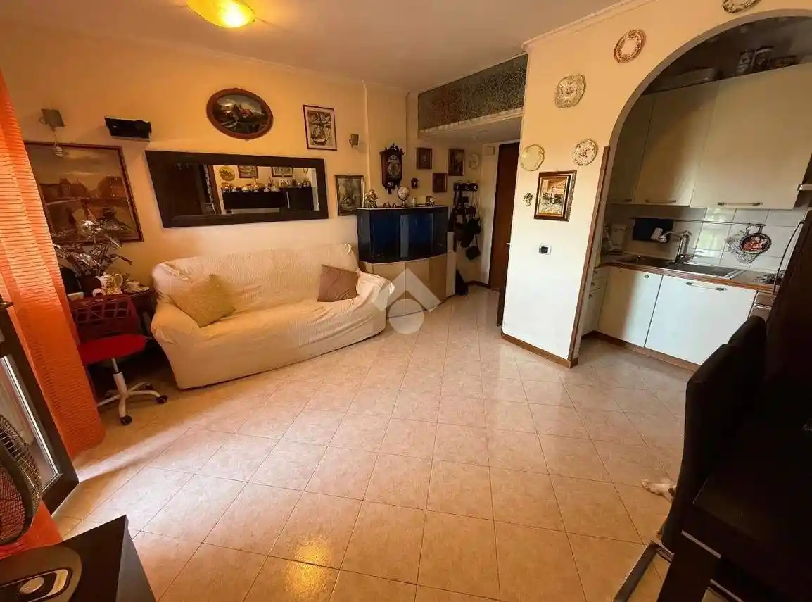 Trilocale via Antonino Pagliaro 72, Tor Vergata, Roma - foto 3