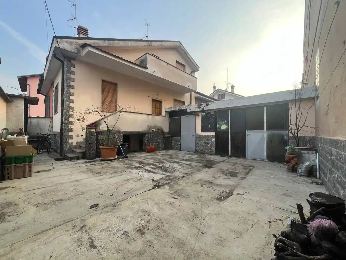 Casa indipendente in vendita a Bareggio