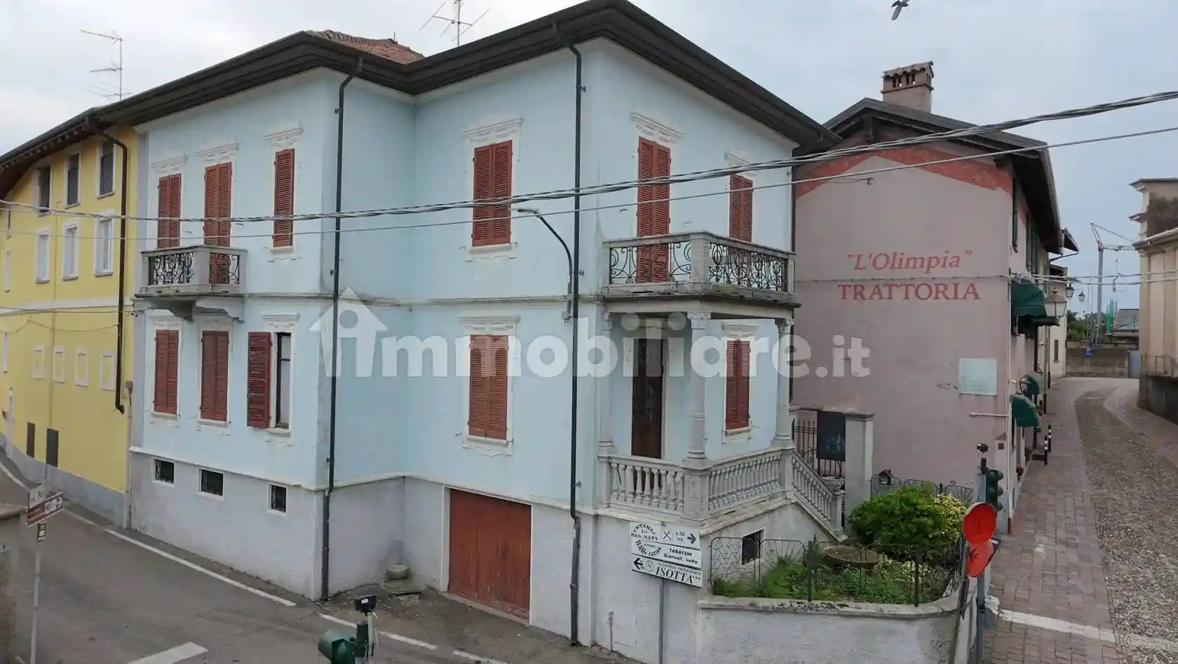 Villa in vendita a Gattico-Veruno