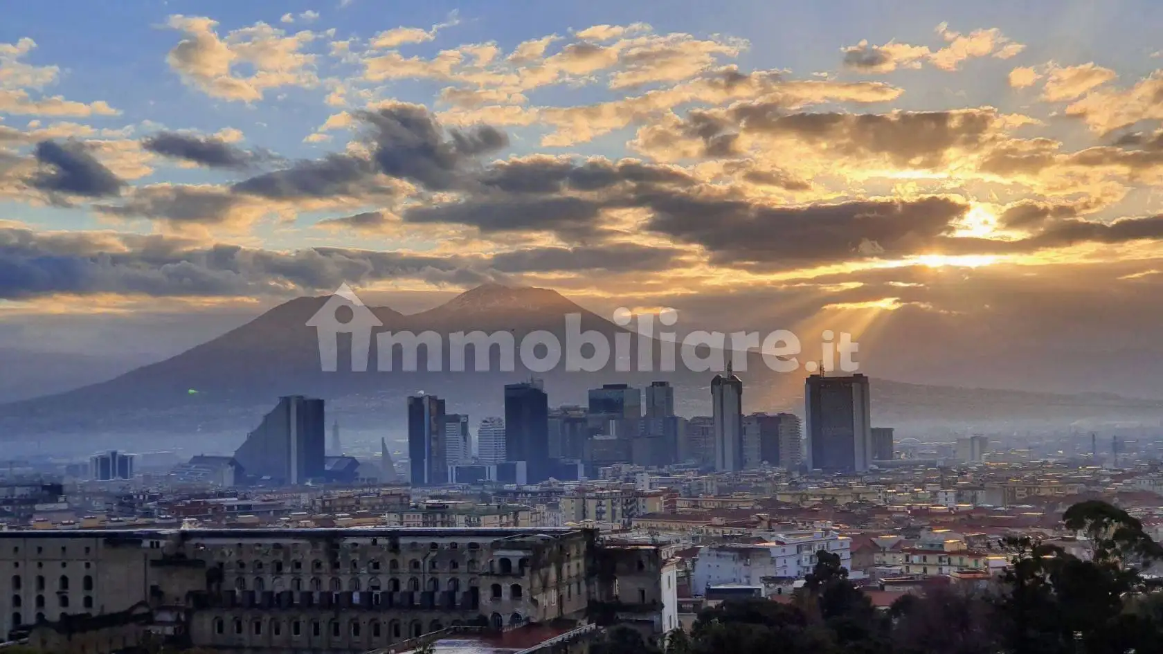 Appartamento in vendita a Napoli