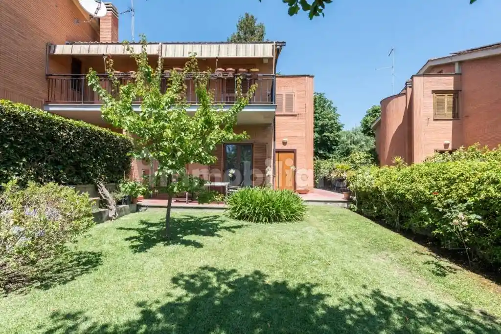 Villetta a schiera in vendita a Castel Gandolfo