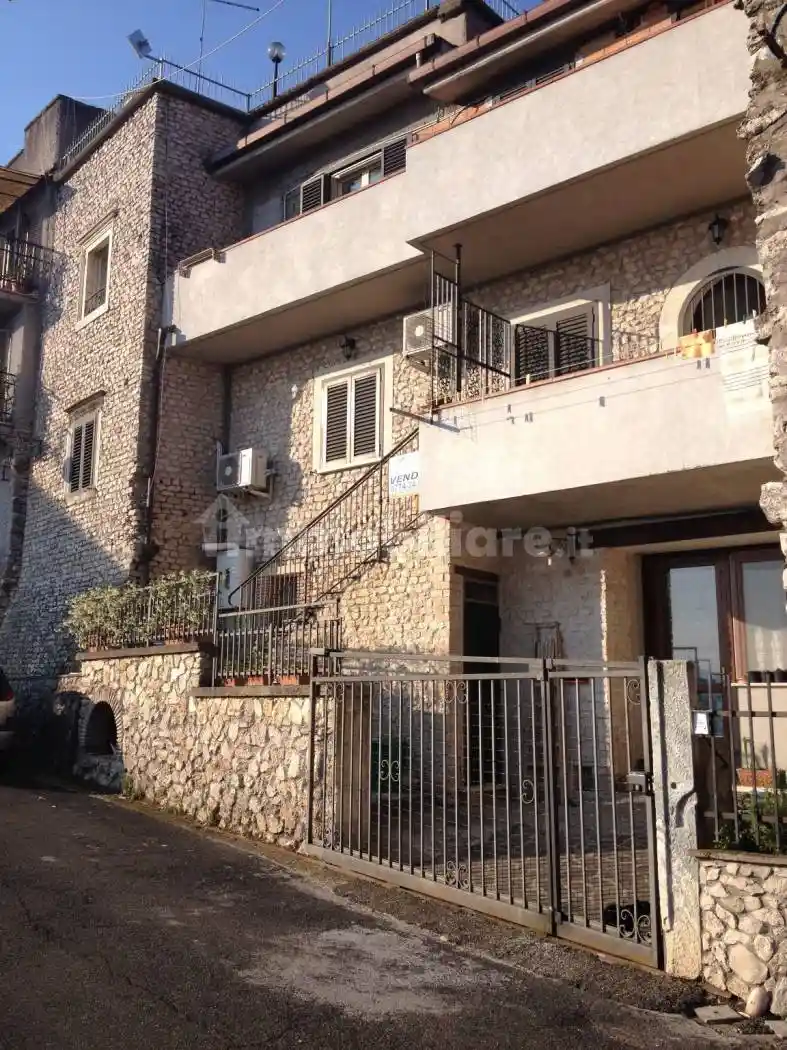 Appartamento in affitto a Sant'Angelo Romano