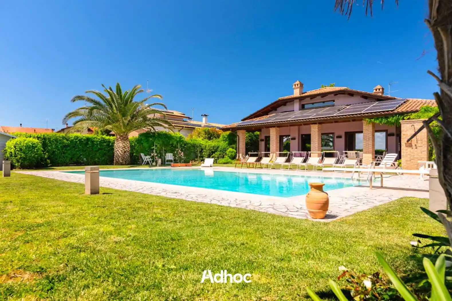 Villa in vendita a San Costanzo