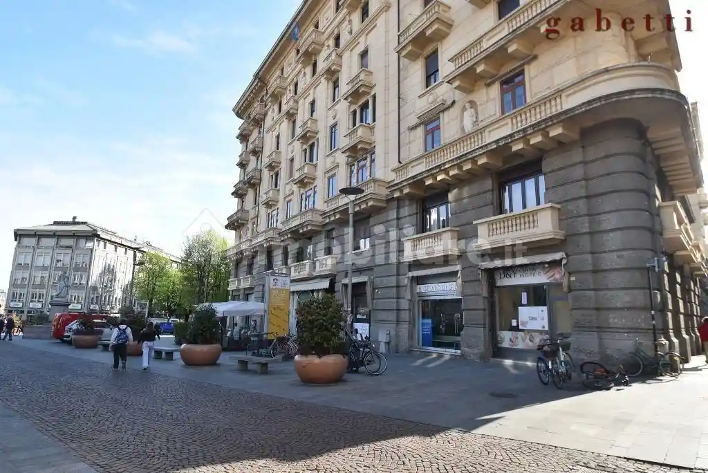 Appartamento in vendita a Novara