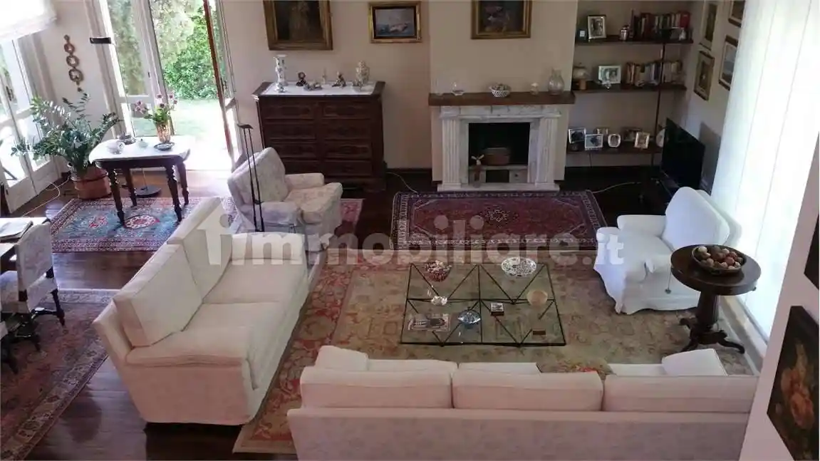 Villa in vendita a Busto Arsizio