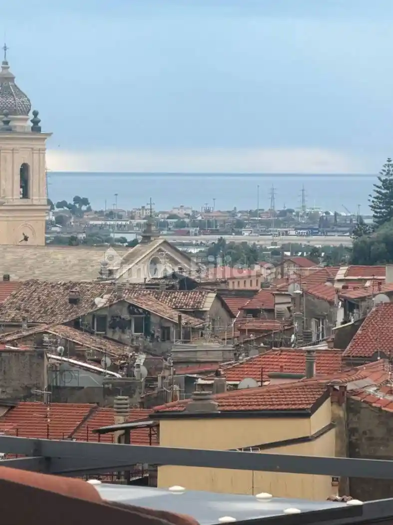 Casa indipendente in vendita a Taggia